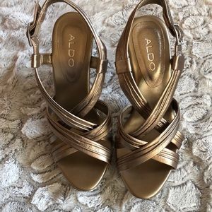 Aldo Gold Heels “Kaveney”